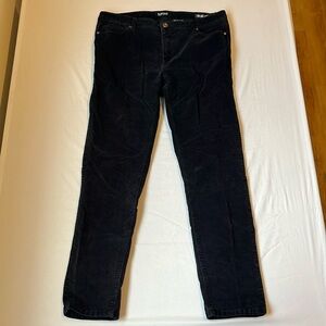 Buffalo women’s 14x30 black stretch corduroy pants